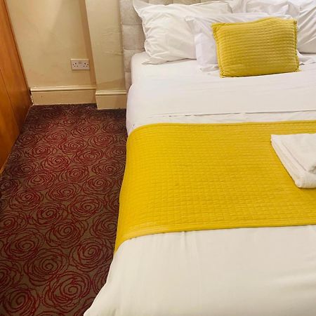 Eurobar & Hotel Oxford Ngoại thất bức ảnh